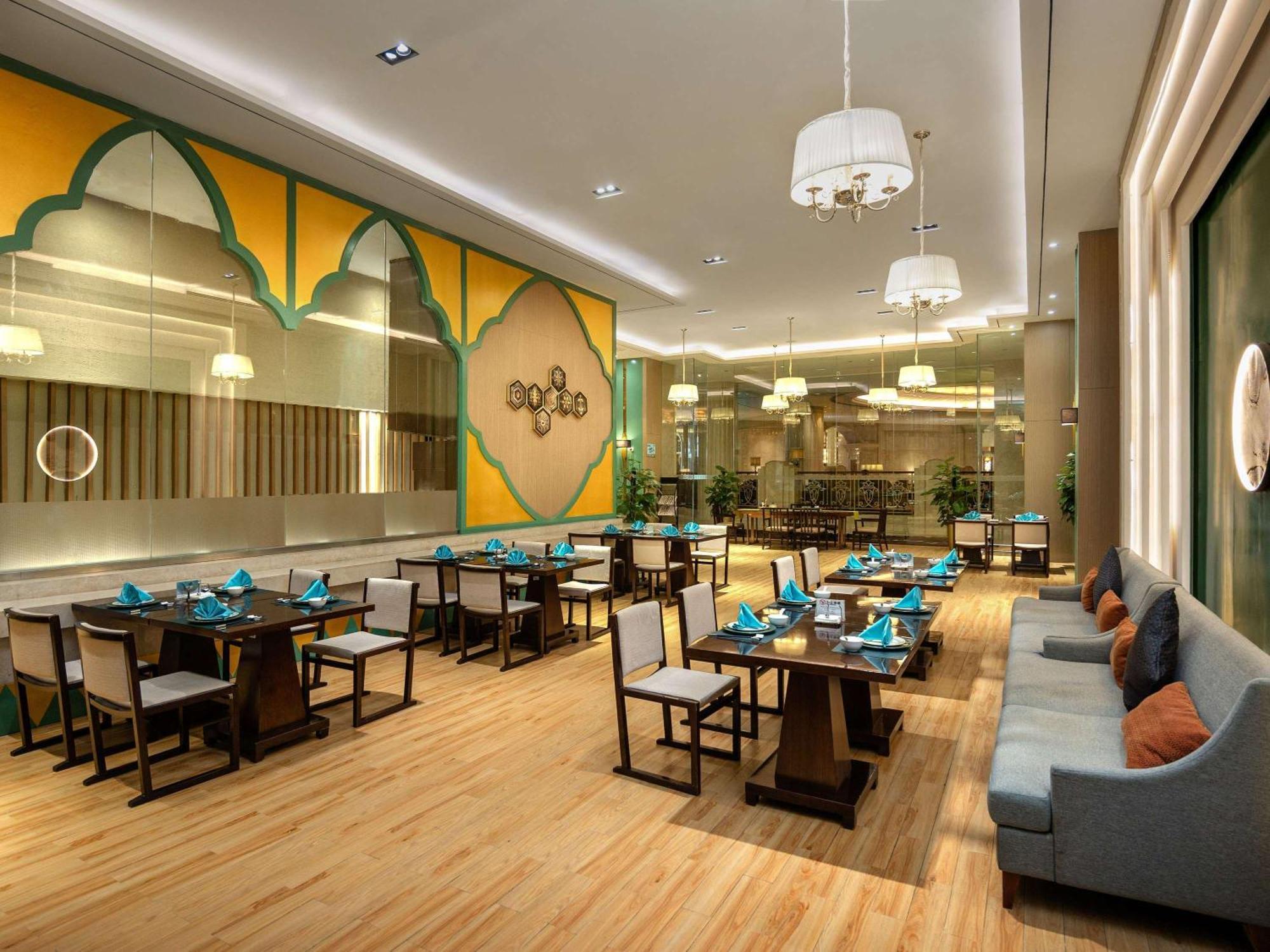 Hotel Sofitel Xining Exterior foto